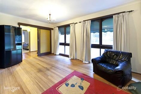 Property photo of 15 Dillon Court Bayswater VIC 3153