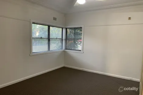 Property photo of 72 Pendle Way Pendle Hill NSW 2145