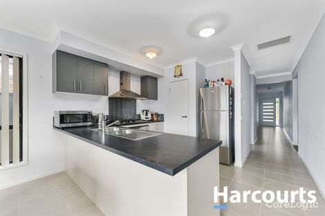 Property photo of 119 Selandra Boulevard Clyde North VIC 3978