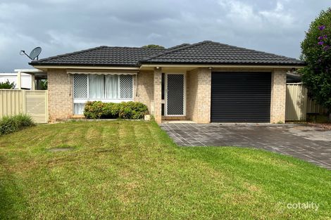 Property photo of 13 Falstaff Place Rosemeadow NSW 2560