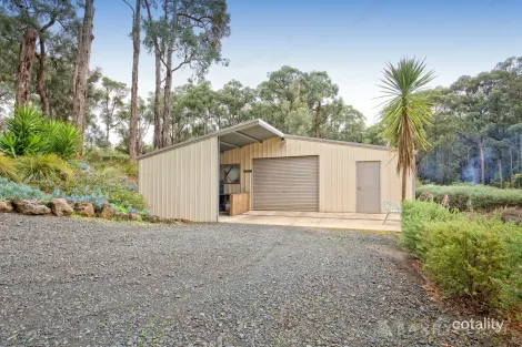Property photo of 15 Deery Road Emerald VIC 3782