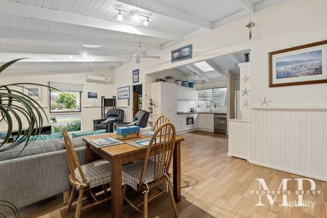 Property photo of 2 Sunhill Avenue McCrae VIC 3938