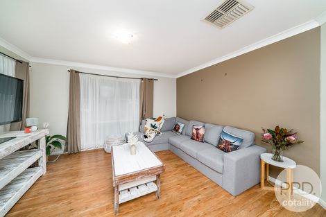 Property photo of 27 Gunn Drive Estella NSW 2650