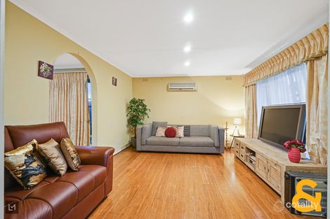 Property photo of 70 Green Valley Crescent Hampton Park VIC 3976