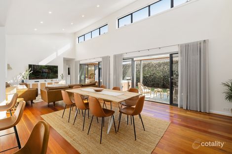 Property photo of 11 Hibberd Crescent Forde ACT 2914