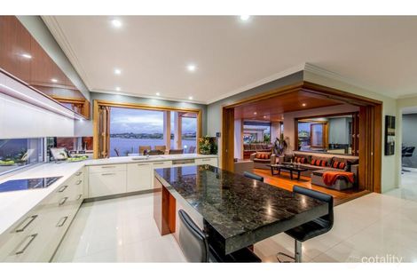 Property photo of 136 The Peninsula Helensvale QLD 4212