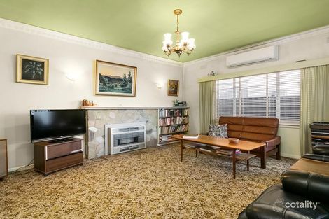 Property photo of 10 The Boulevard Pascoe Vale South VIC 3044