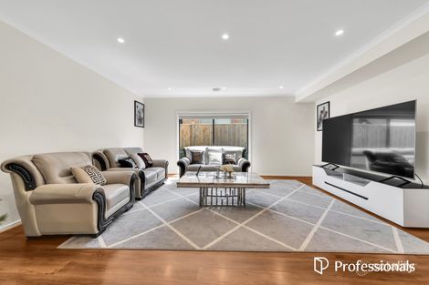 Property photo of 70 Viewbright Road Clyde North VIC 3978