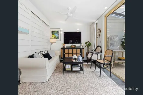 2/3 Cedarwood Ct, Casuarina, NSW 2487