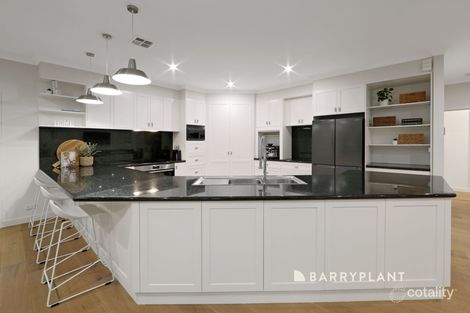 Property photo of 14 Perceval Court Lysterfield VIC 3156