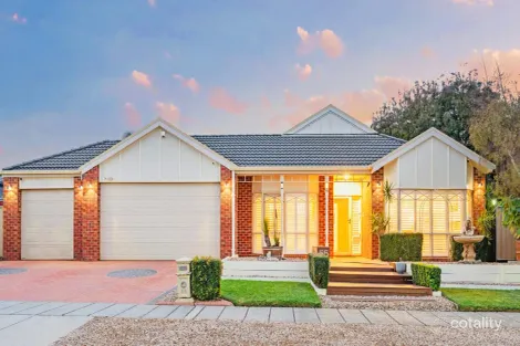 Property photo of 55 Tusmore Rise Craigieburn VIC 3064