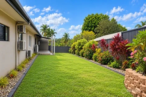 Property photo of 9 McFarlane Drive Kanimbla QLD 4870