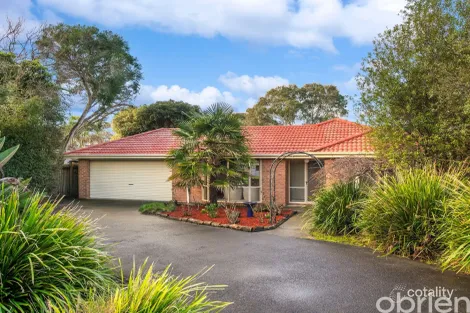 4 Cherry Cl, Somerville, VIC 3912
