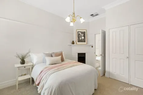 Property photo of 18 Munro Street Brighton VIC 3186
