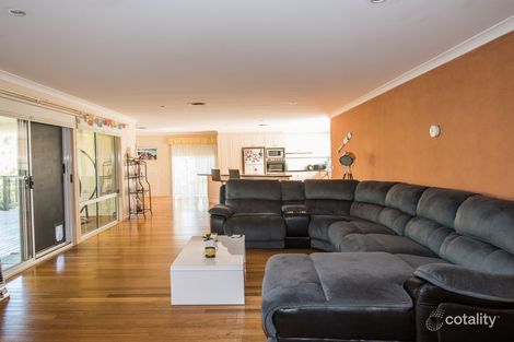 Property photo of 14 Timber Way Surf Beach NSW 2536