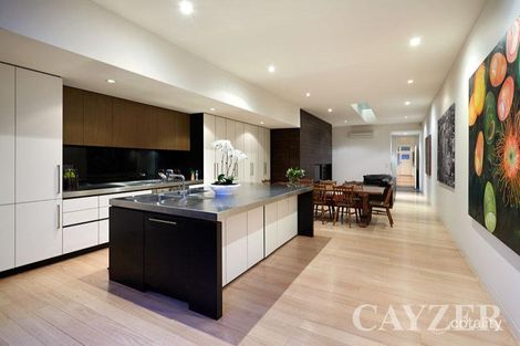 Property photo of 302 Beaconsfield Parade Middle Park VIC 3206