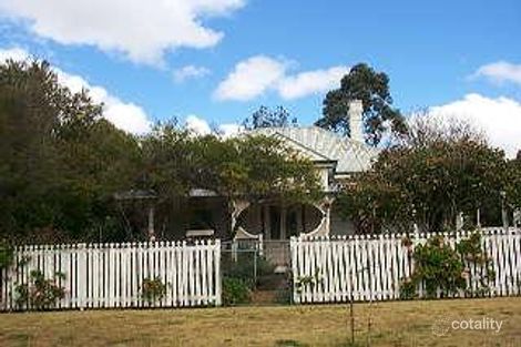 16 Wallace St, Newtown, QLD 4350