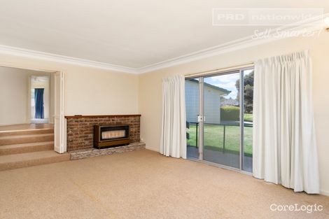 Property photo of 3 Acacia Street Kooringal NSW 2650