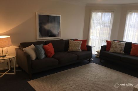 Property photo of 2 Anna Court Werribee VIC 3030