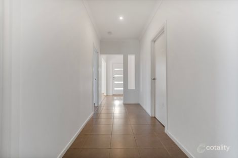 Property photo of 45 Wilandra Drive Tarneit VIC 3029