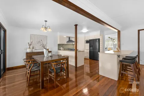 Property photo of 411 Nursery Road Holland Park QLD 4121