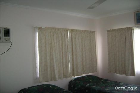 Property photo of 27 Emmerson Drive Bowen QLD 4805