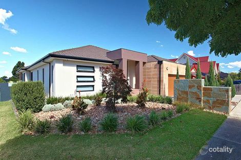 Property photo of 18 Alain Avenue South Morang VIC 3752