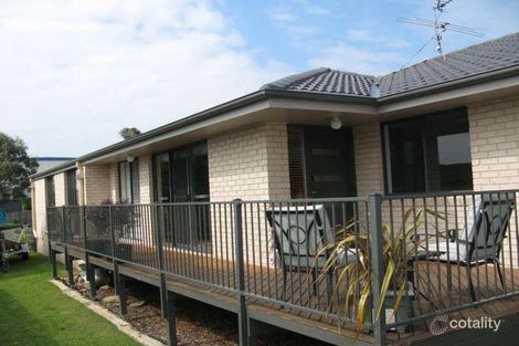 Property photo of 14 Hillside Crescent Kianga NSW 2546