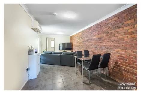 Property photo of 1/345 Shields Avenue Frenchville QLD 4701