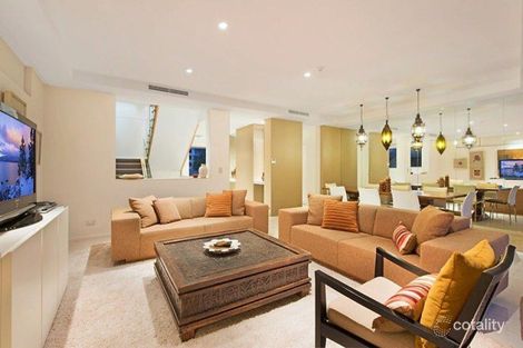 Property photo of 105/18 Enderley Avenue Surfers Paradise QLD 4217