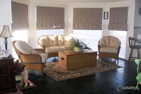 Property photo of 12 Noah Close Mornington VIC 3931