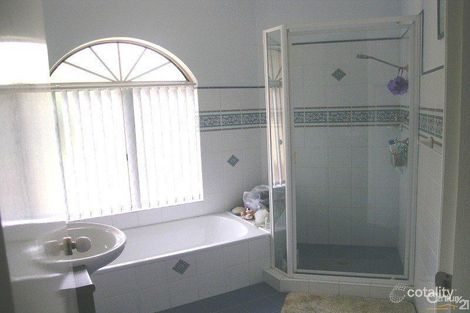 Property photo of 1/17 Kentia Drive Forster NSW 2428