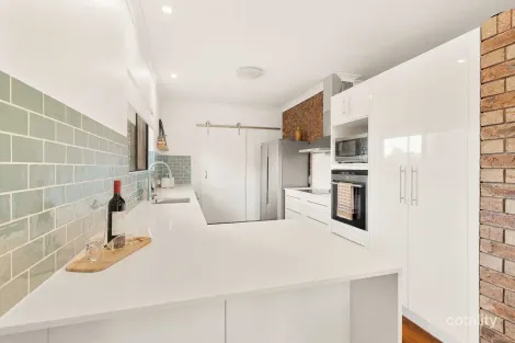 Property photo of 2 Veronica Court Andergrove QLD 4740