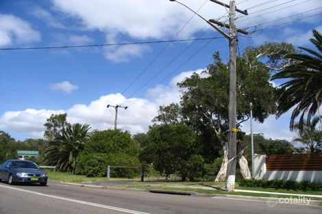 2 Ocean View Dr, Wamberal, NSW 2260