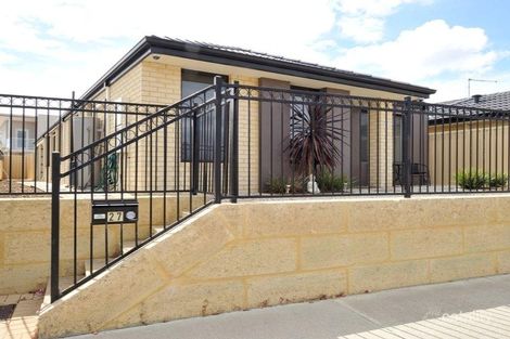 Property photo of 27 Silverline Bend Bertram WA 6167
