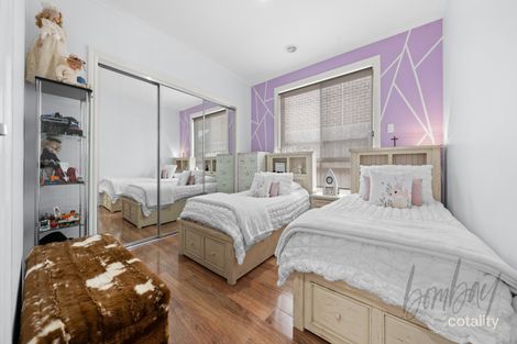 Property photo of 3 Colonial Court Roxburgh Park VIC 3064