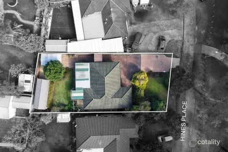 Property photo of 17 Hines Place Mount Annan NSW 2567