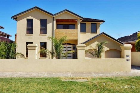 Property photo of 27 Thackeray Quadrant Avondale Heights VIC 3034