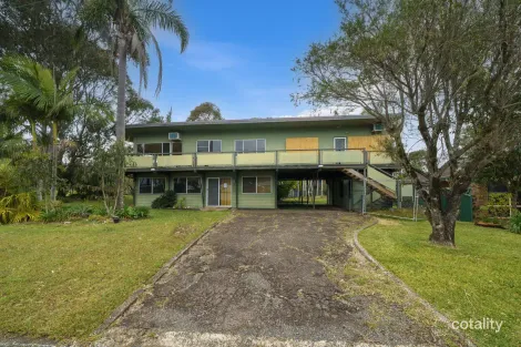 Property photo of 1639 Ocean Drive Lake Cathie NSW 2445