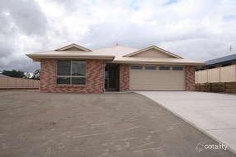 6 Darryl Cres, Kingaroy, QLD 4610