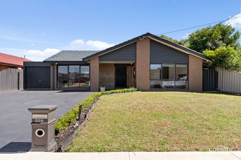 Property photo of 228 Greenhills Road Bundoora VIC 3083