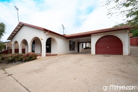 Property photo of 28 Doolan Crescent Griffith NSW 2680