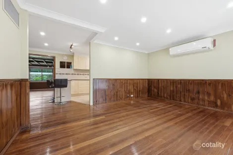 Property photo of 17 Hines Place Mount Annan NSW 2567