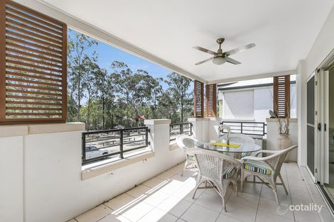 Property photo of 35 Greenway Circuit Mount Ommaney QLD 4074