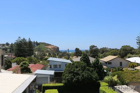 Property photo of 4 Beach Road Redhead NSW 2290