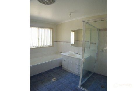 Property photo of 1/5 Weir Place Queanbeyan West NSW 2620