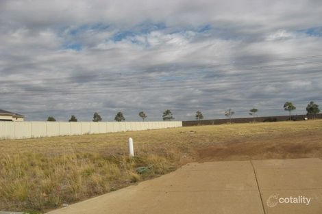 11 Duchess Ct, Hillside, VIC 3037