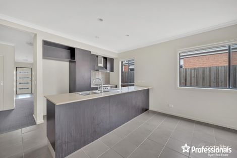 Property photo of 41 Peter Pan Crescent Kurunjang VIC 3337
