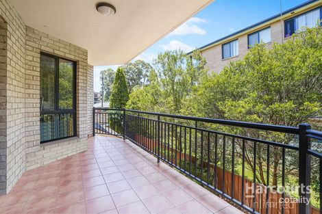 Property photo of 2/32 Fourth Avenue Blacktown NSW 2148