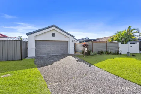 19 Zac Ave, Coombabah, QLD 4216